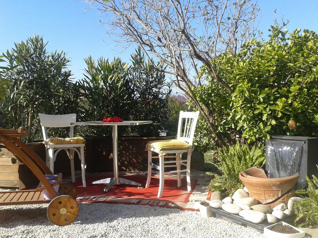 Le Clos Des Cigales Bed & Breakfast