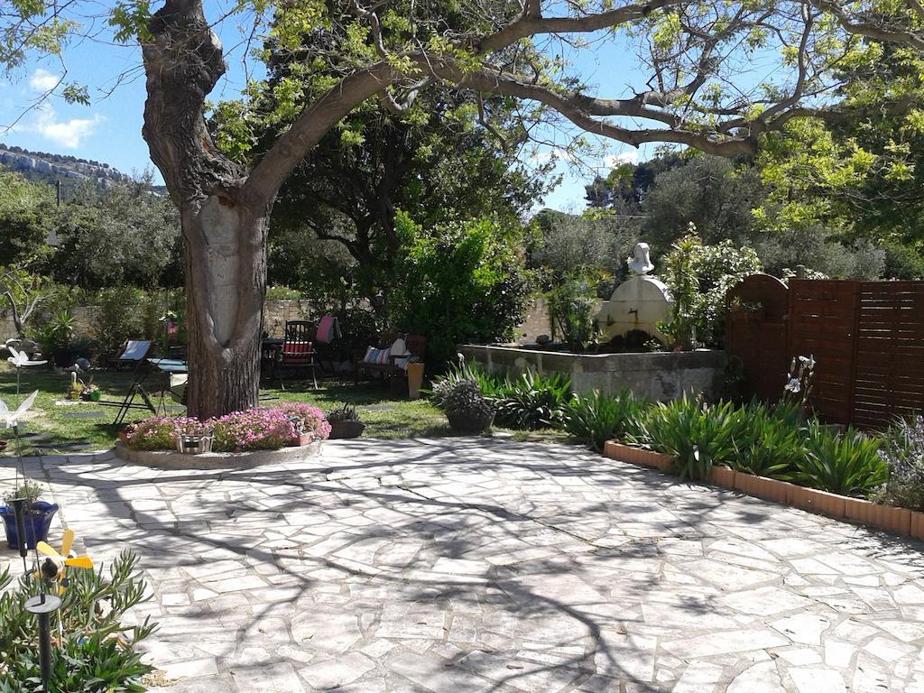 Le Clos Des Cigales