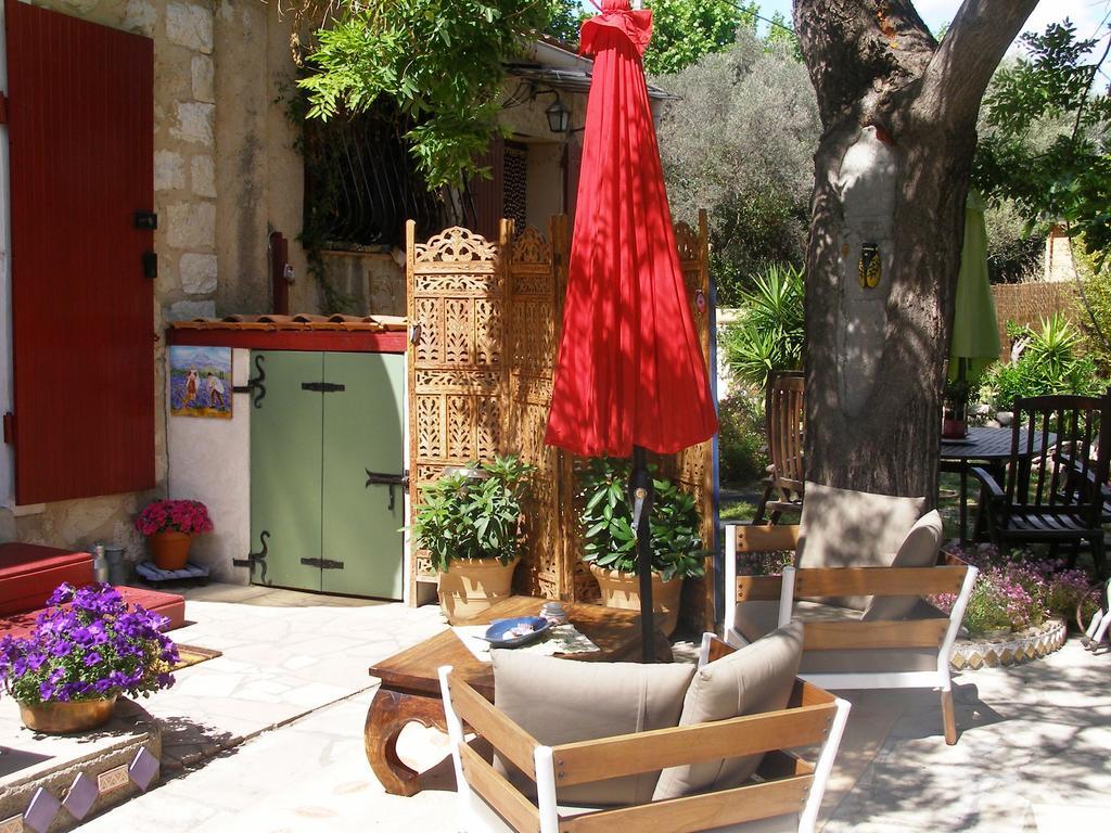 Bed & Breakfast Le Clos Des Cigales 2*